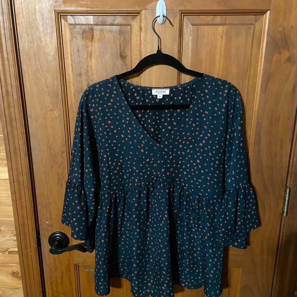 ANDREE BY UNIT Green Ruffled Flutter Sleeve Blouse